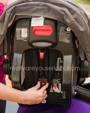 Graco one hand harness adjustment
