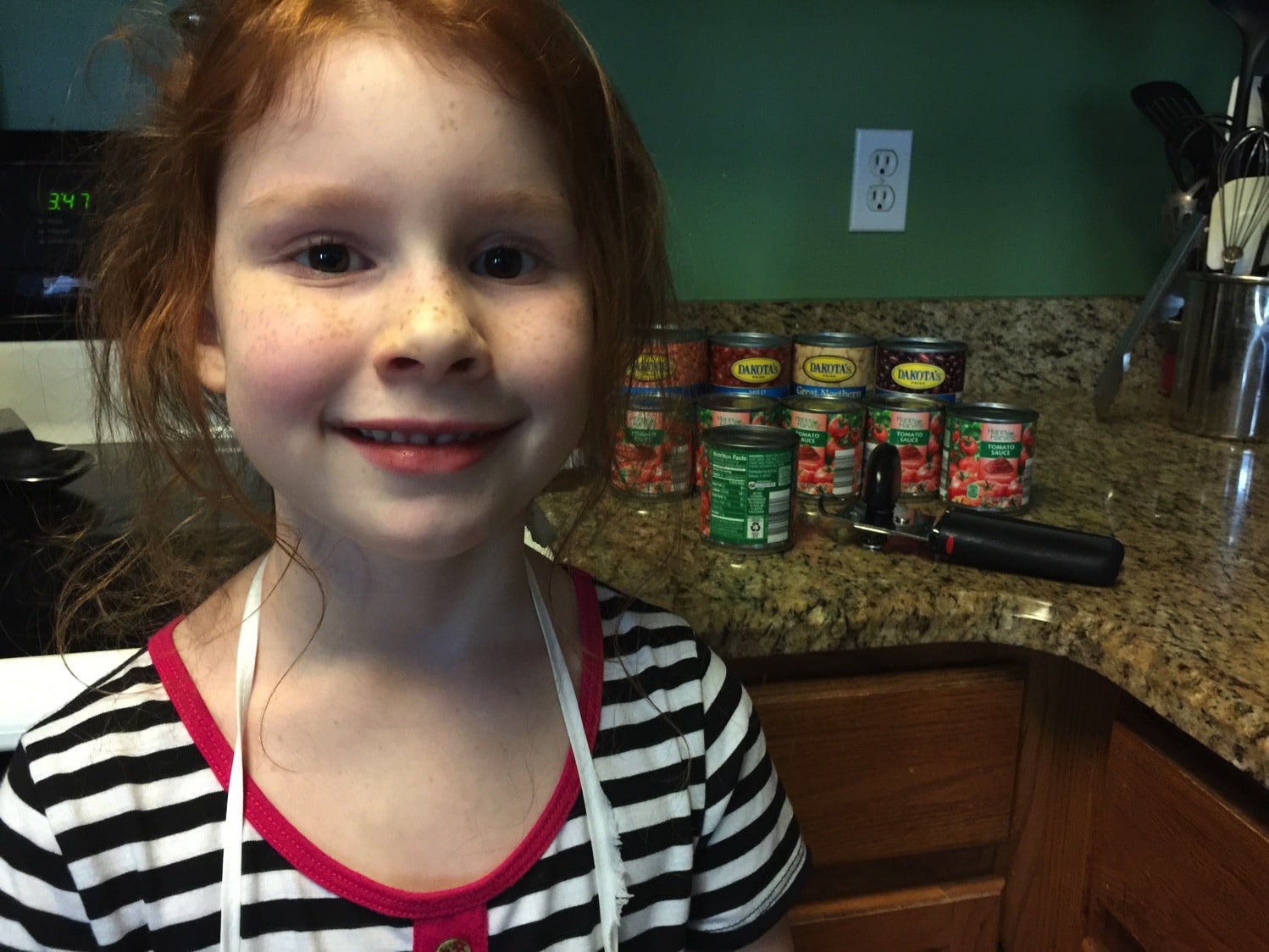 Easy 4 ingredient chili | Kids in the kitchen