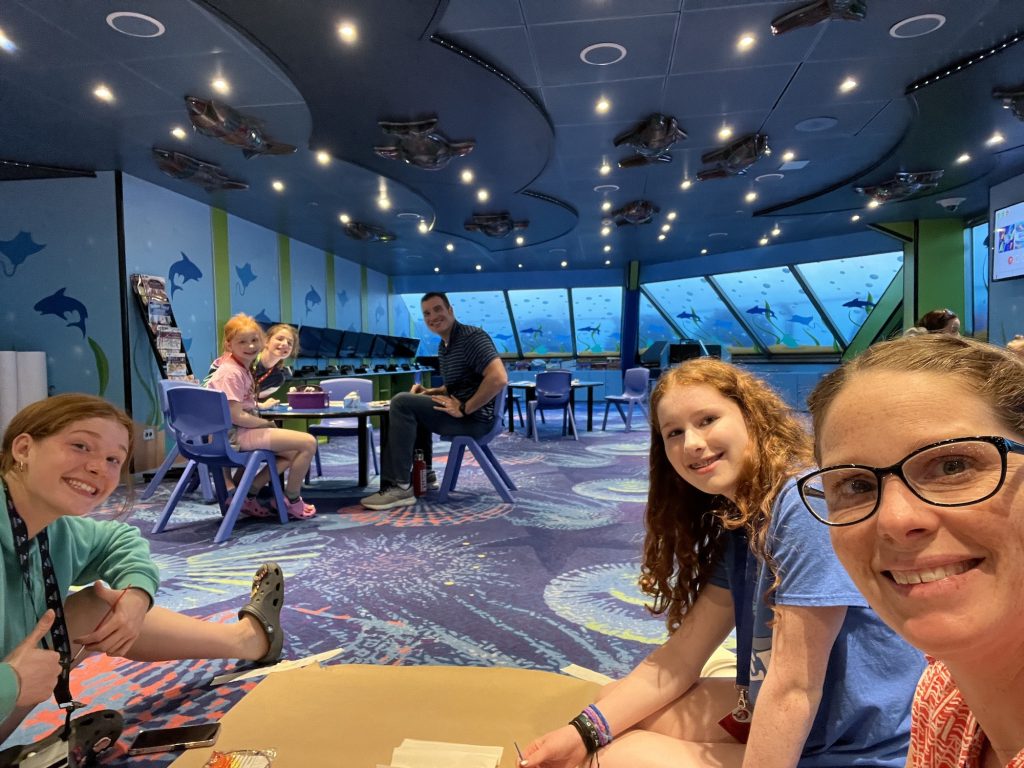 family crafting in camp ocean on carnival glory Mommy and Me Monday